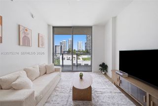 90 NE 32nd st 811, Miami, FL 33137