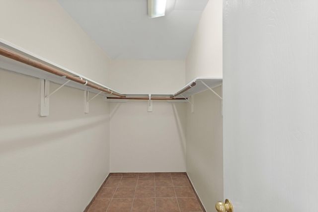 1907 Wooded Acres Drive, Humble, TX 77396