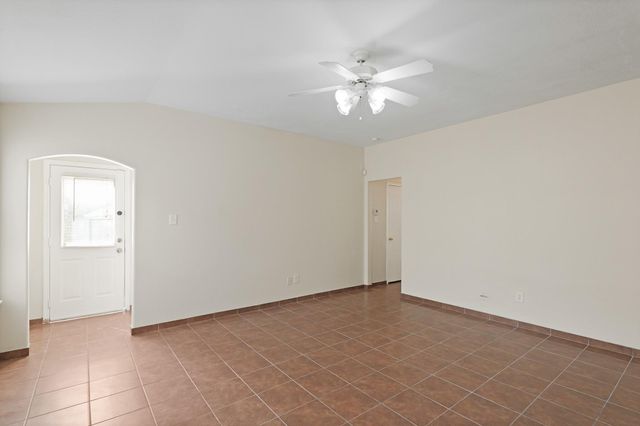 1907 Wooded Acres Drive, Humble, TX 77396