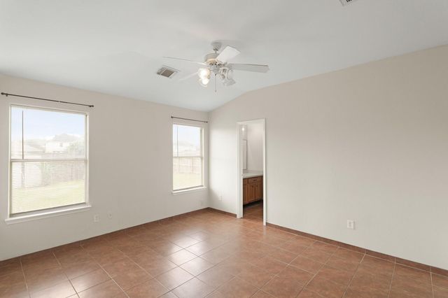 1907 Wooded Acres Drive, Humble, TX 77396
