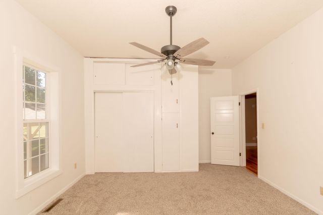 800 N Elm Street, Pierce City, MO 65723