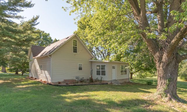 800 N Elm Street, Pierce City, MO 65723