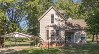 800 N Elm Street, Pierce City, MO 65723