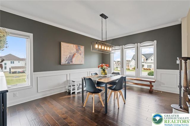 4350 Saratoga Drive, Lower Nazareth Twp, PA 18020