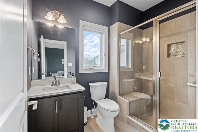 4350 Saratoga Drive, Lower Nazareth Twp, PA 18020