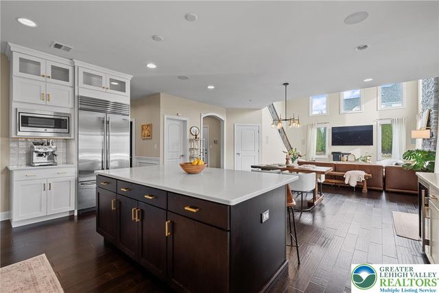 4350 Saratoga Drive, Lower Nazareth Twp, PA 18020