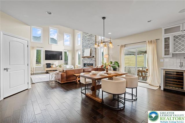 4350 Saratoga Drive, Lower Nazareth Twp, PA 18020