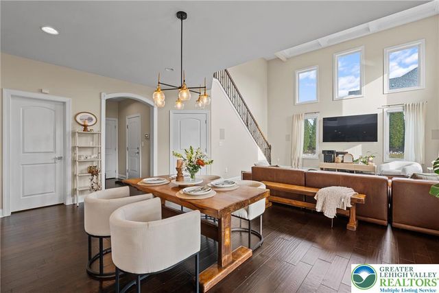 4350 Saratoga Drive, Lower Nazareth Twp, PA 18020