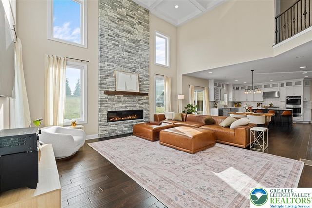 4350 Saratoga Drive, Lower Nazareth Twp, PA 18020