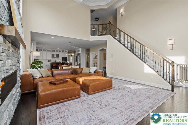 4350 Saratoga Drive, Lower Nazareth Twp, PA 18020