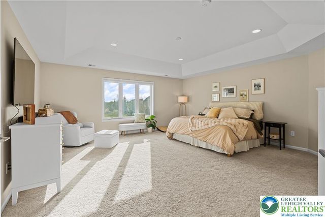 4350 Saratoga Drive, Lower Nazareth Twp, PA 18020