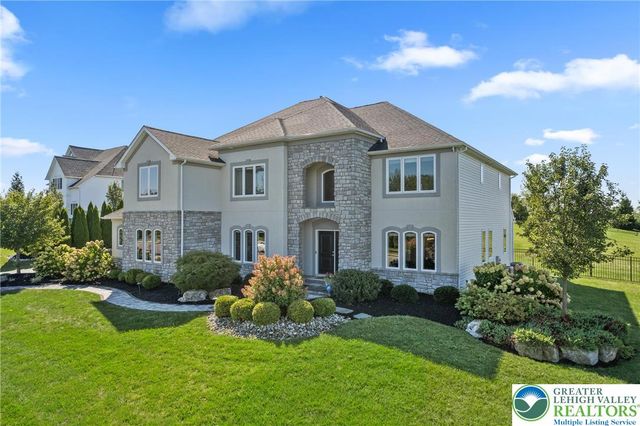 4350 Saratoga Drive, Lower Nazareth Twp, PA 18020