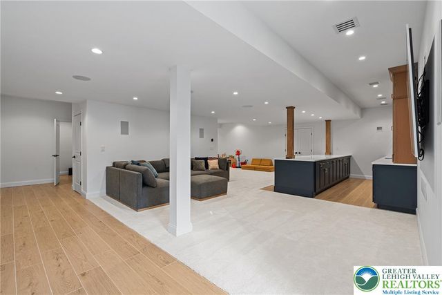 4350 Saratoga Drive, Lower Nazareth Twp, PA 18020