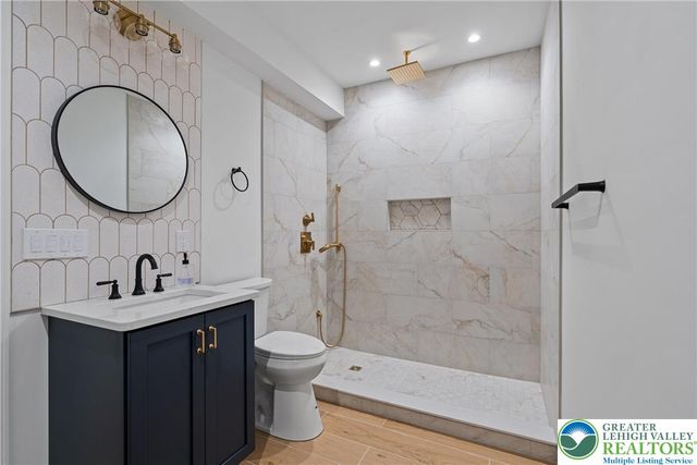 4350 Saratoga Drive, Lower Nazareth Twp, PA 18020