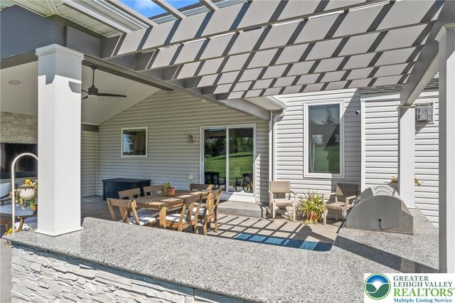 4350 Saratoga Drive, Lower Nazareth Twp, PA 18020