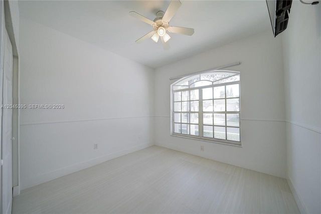 2924 NW 99th Place, Doral, FL 33172