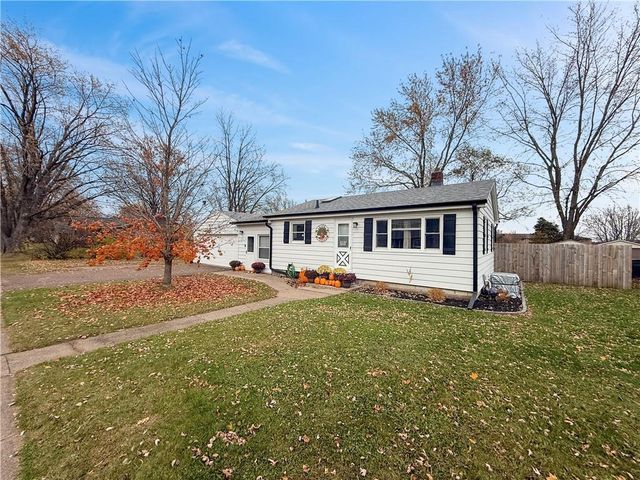 213 E Wisconsin Street, Chippewa Falls, WI 54729