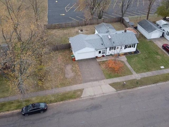 213 E Wisconsin Street, Chippewa Falls, WI 54729