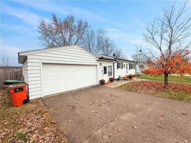 213 E Wisconsin Street, Chippewa Falls, WI 54729