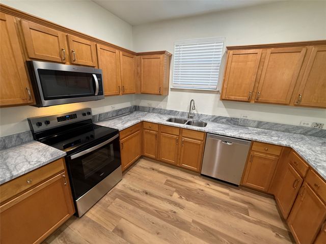 5936 Stirrup Iron Drive, Fort Worth, TX 76179