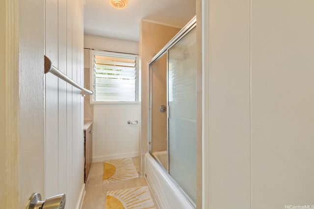 98-256 Hale Momi Place, Aiea, HI 96701