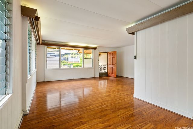 98-256 Hale Momi Place, Aiea, HI 96701