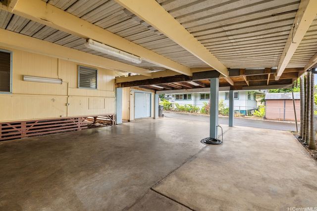 98-256 Hale Momi Place, Aiea, HI 96701