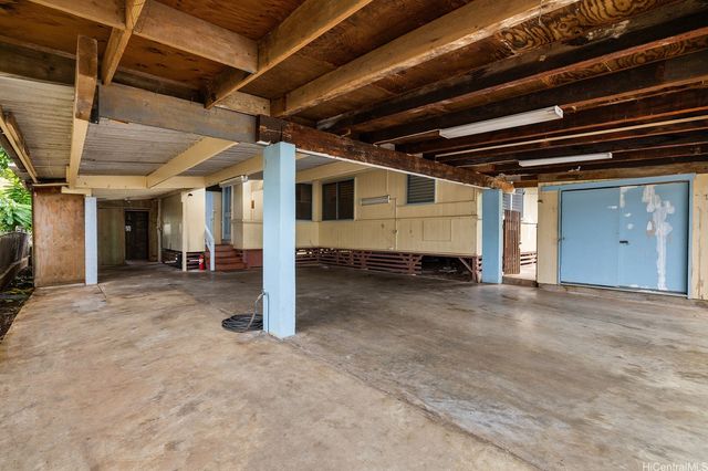 98-256 Hale Momi Place, Aiea, HI 96701