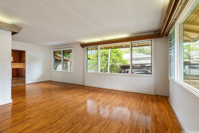98-256 Hale Momi Place, Aiea, HI 96701