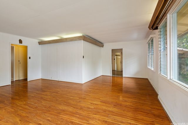 98-256 Hale Momi Place, Aiea, HI 96701