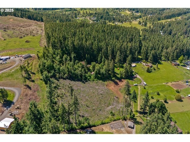 16488 S BRADLEY Rd, Oregon City, OR 97045