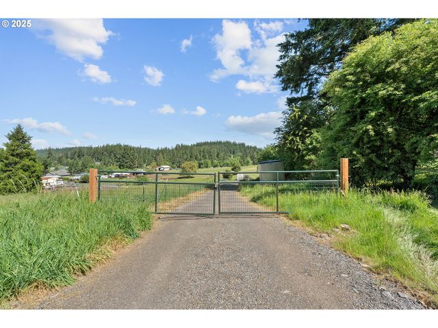 16488 S BRADLEY Rd, Oregon City, OR 97045