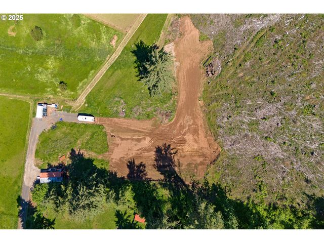 16488 S BRADLEY Rd, Oregon City, OR 97045