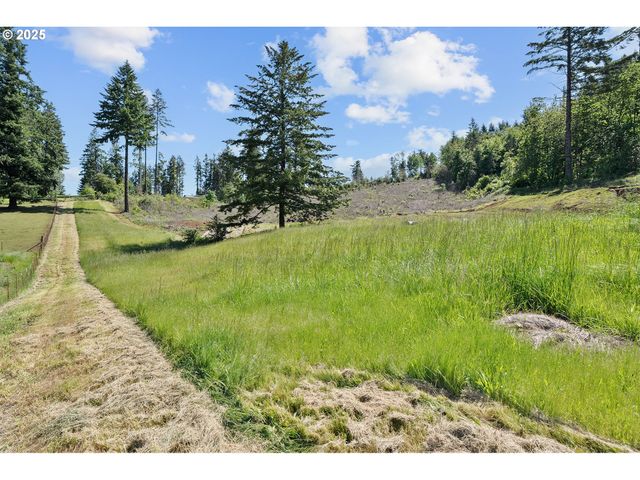 16488 S BRADLEY Rd, Oregon City, OR 97045