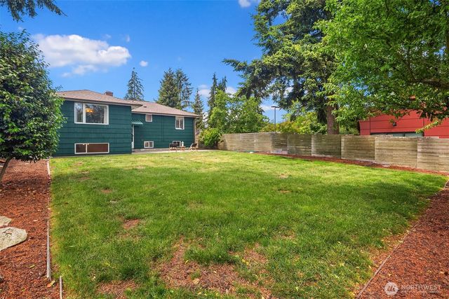 12742 Palatine Avenue N, Seattle, WA 98133