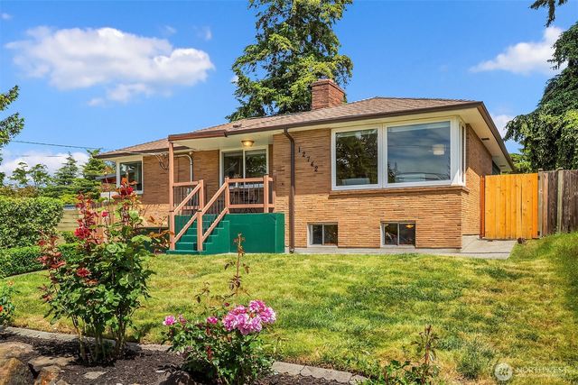 12742 Palatine Avenue N, Seattle, WA 98133