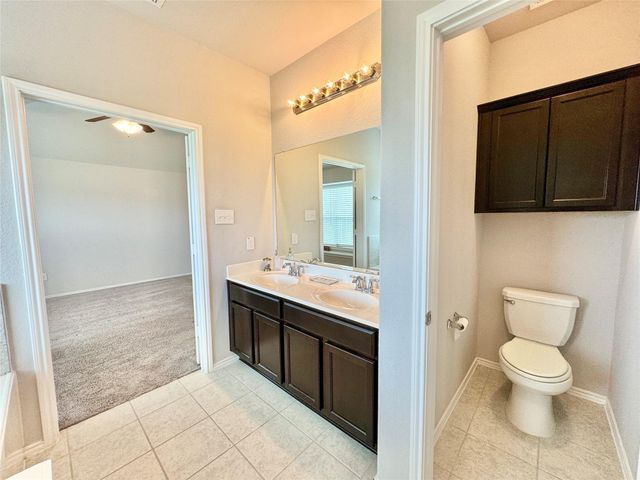 5018 Victory Shores Lane, Rosharon, TX 77583