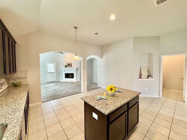 5018 Victory Shores Lane, Rosharon, TX 77583