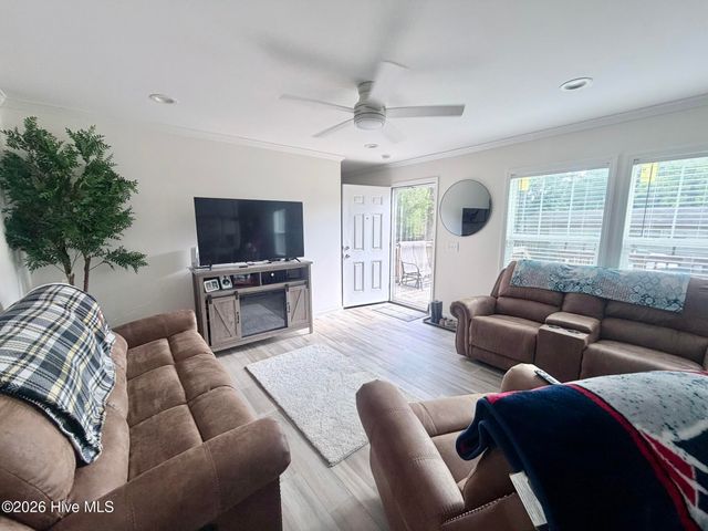 939 Galloway Road, Grimesland, NC 27837