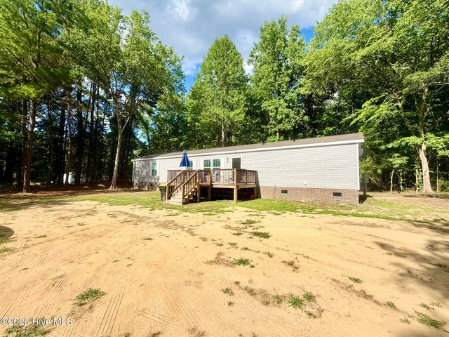 939 Galloway Road, Grimesland, NC 27837