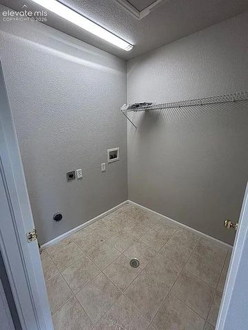 1635 Bowstring Road, Monument, CO 80132