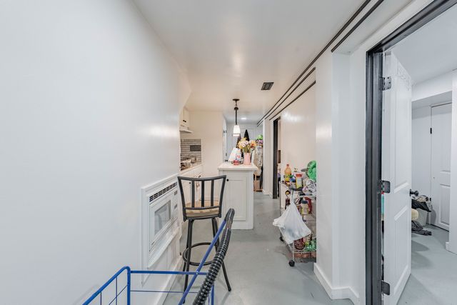 1908 S Sawyer Avenue, Chicago, IL 60623