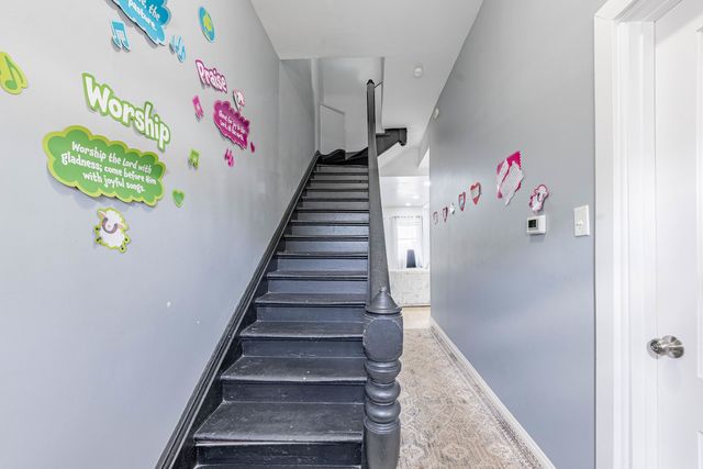 1908 S Sawyer Avenue, Chicago, IL 60623