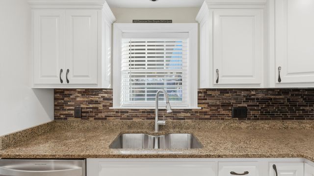 7 Kathy Lane, Lookout Mountain, GA 30750