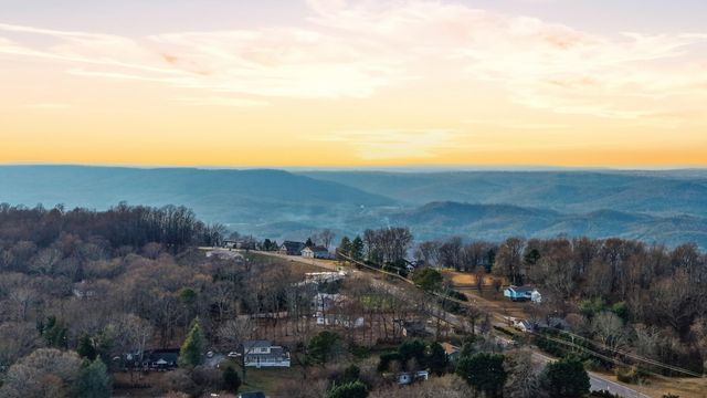 7 Kathy Lane, Lookout Mountain, GA 30750