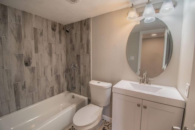 3825 Hackberry Lane, Bedford, TX 76021