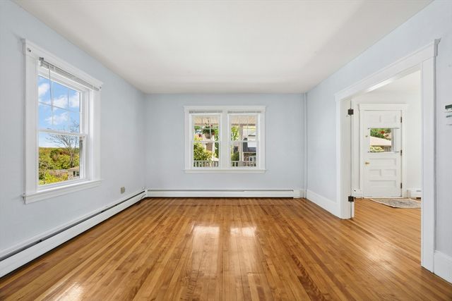 63 Park Terrace Rd, Worcester, MA 01604