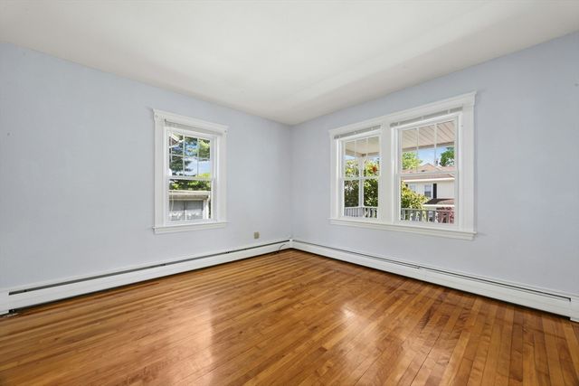 63 Park Terrace Rd, Worcester, MA 01604