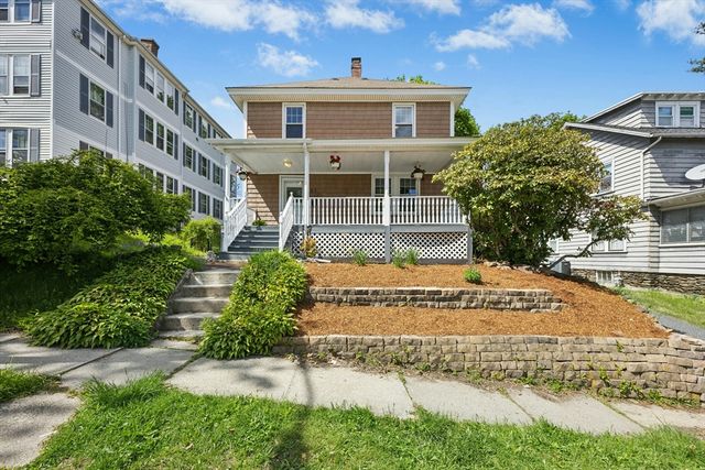 63 Park Terrace Rd, Worcester, MA 01604