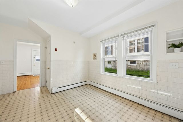 63 Park Terrace Rd, Worcester, MA 01604